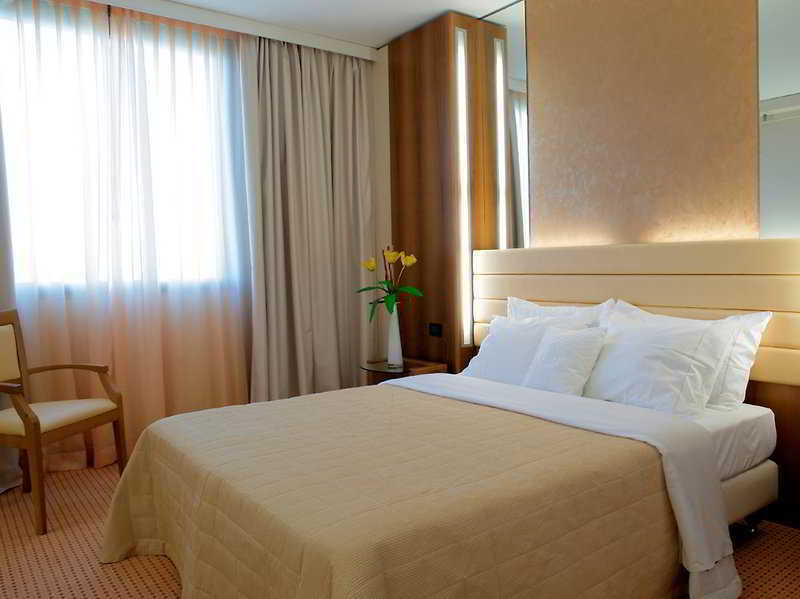 Four Points By Sheraton Padova Camera foto